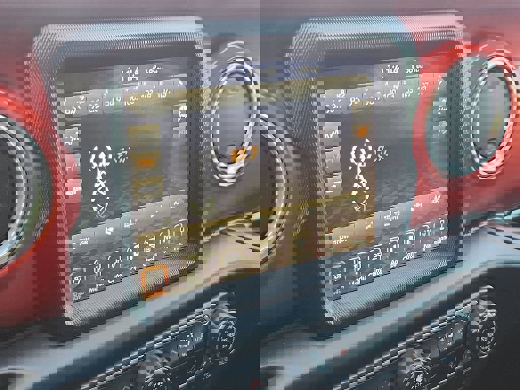 Used 2018 Jeep Wrangler Unlimited Rubicon AWD/4WD image 24