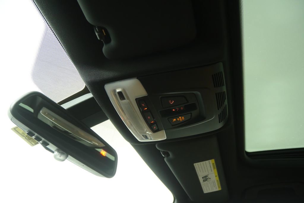 Used 2017 BMW 340i Sedan image 23