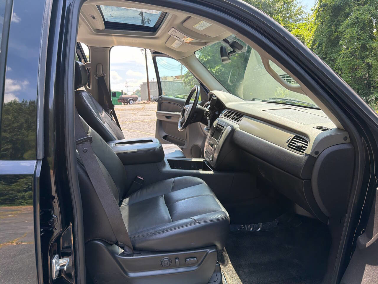 Used 2008 Chevrolet Avalanche LT RWD image 27
