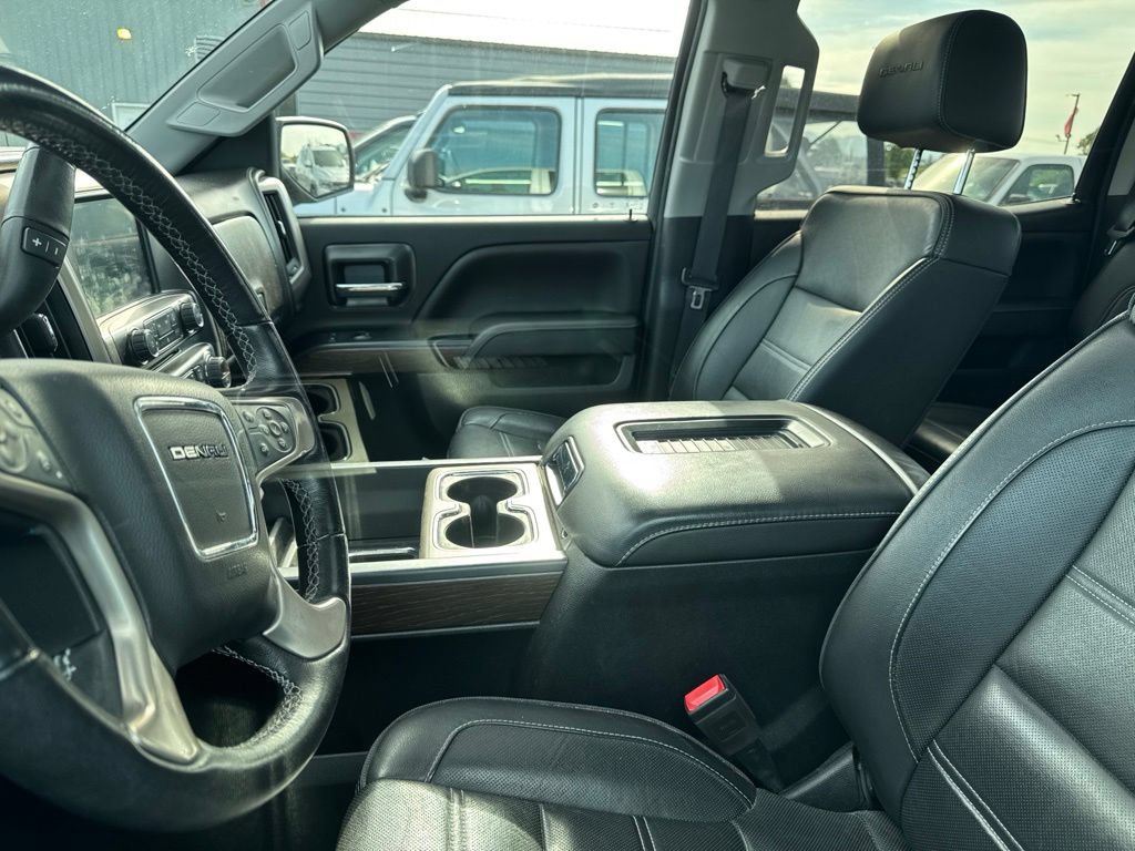 Used 2018 GMC Sierra 1500 Denali AWD/4WD image 12