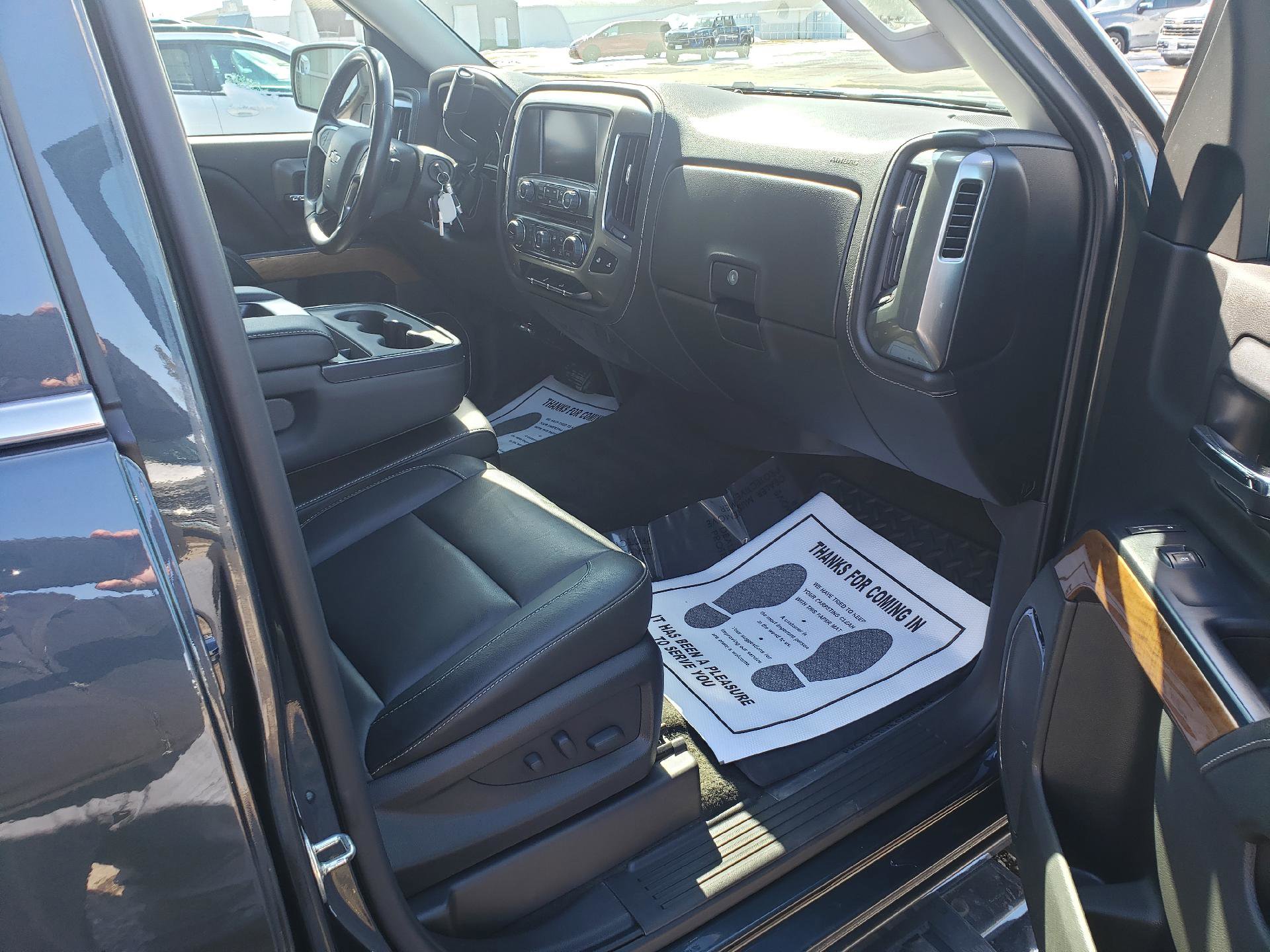 Used 2018 Chevrolet Silverado 1500 LTZ AWD/4WD image 12