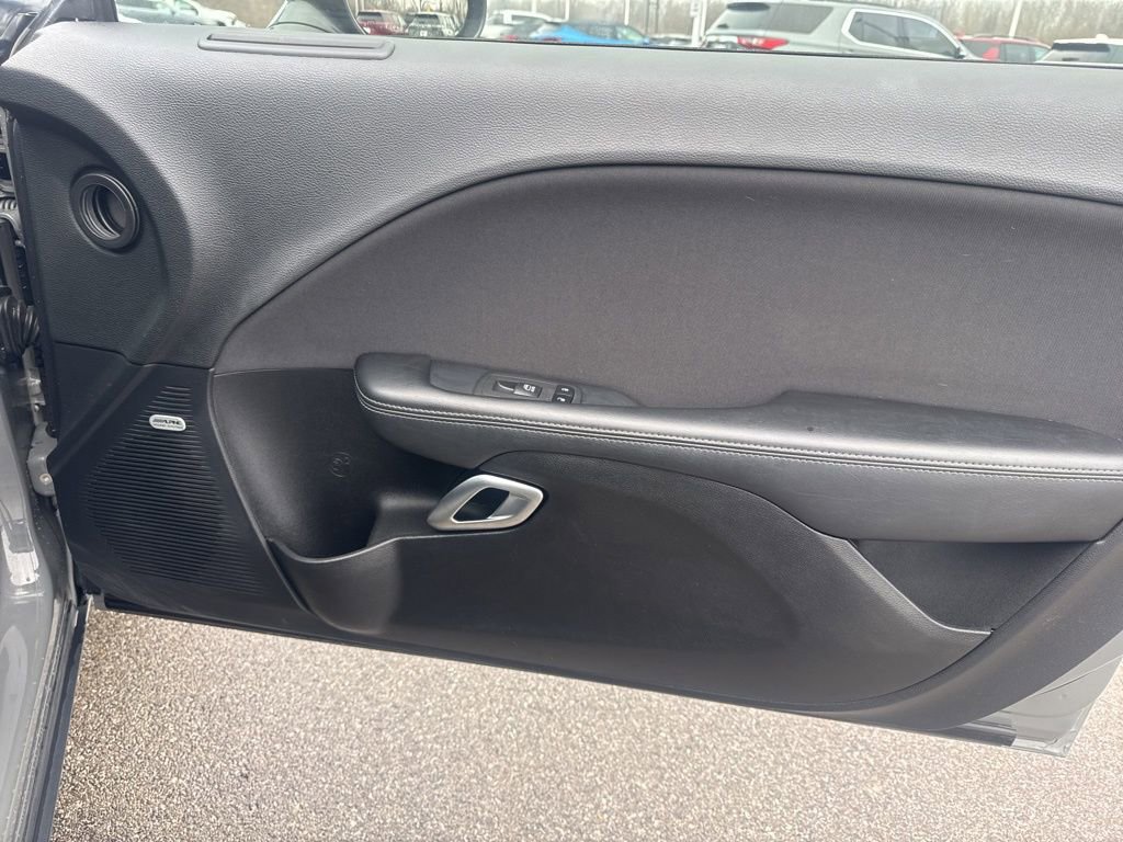 Used 2019 Dodge Challenger SXT w/ Blacktop Package image 29