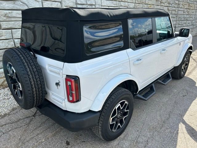 Used 2023 Ford Bronco Outer Banks image 5