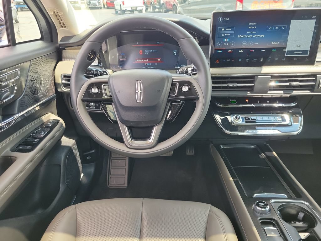 Certified 2024 Lincoln Corsair AWD w/ Equipment Group 101A image 12