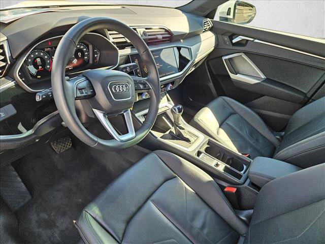 Used 2025 Audi Q3 2.0T Premium image 10