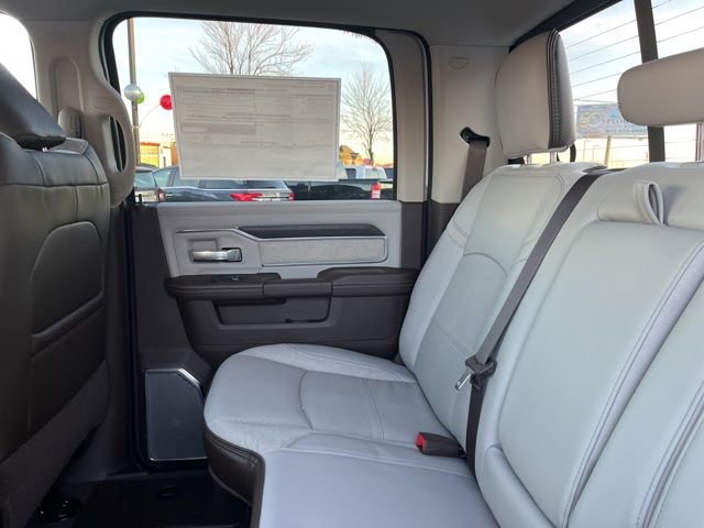 New 2026 RAM 2500 Laramie AWD/4WD image 12