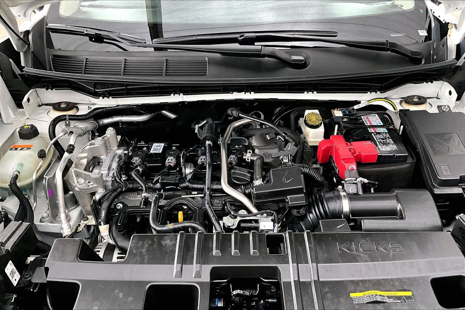 Certified 2025 Nissan Kicks SV AWD/4WD image 31