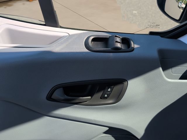 Used 2018 Ford Transit 250 148 Medium Roof RWD image 12