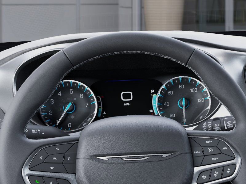 New 2027 Chrysler Pacifica Select AWD/4WD image 17