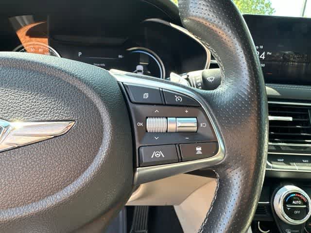Used 2023 Genesis G70 2.0T AWD/4WD image 11