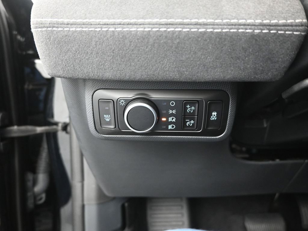 Used 2025 Ford Mustang Mach-E GT image 11