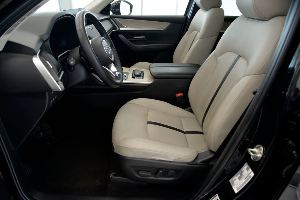 Certified 2024 MAZDA CX-90 Plug-In Hybrid w/ Premium Pkg AWD/4WD image 15