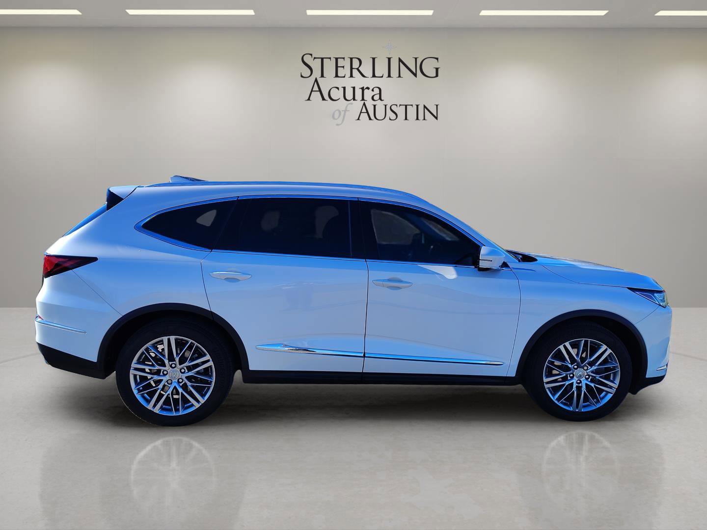 Certified 2023 Acura MDX SH-AWD w/ Advance Package image 4