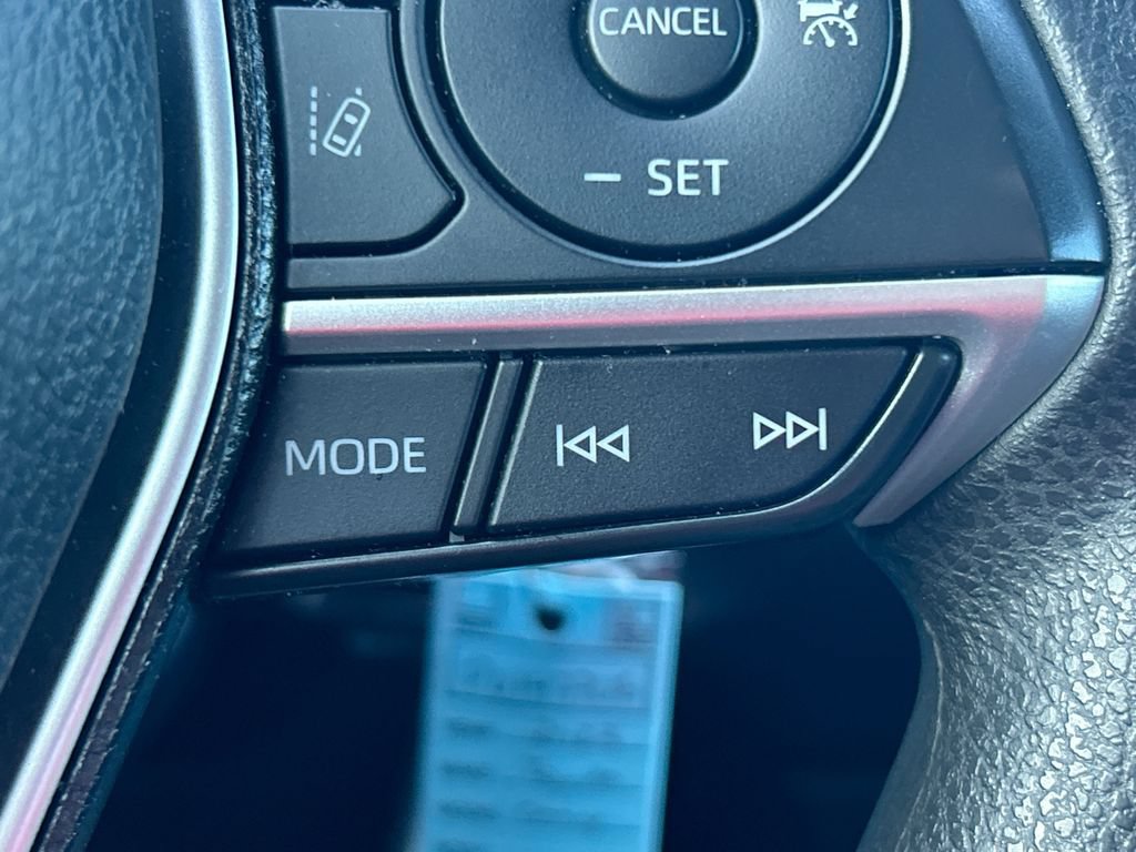 Used 2023 Toyota Camry LE FWD image 17