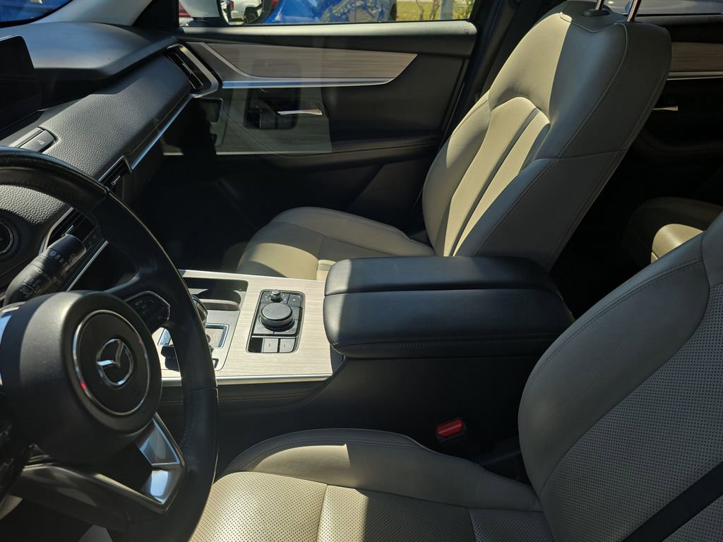 Used 2024 MAZDA CX-90 3.3 Turbo w/ Preferred Plus image 10