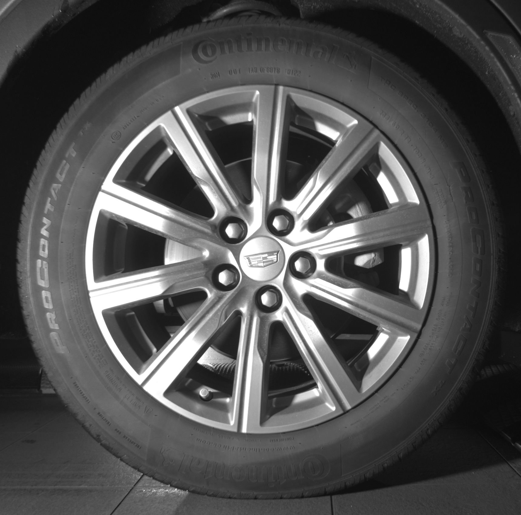 Used 2023 Cadillac XT4 Premium Luxury FWD image 10