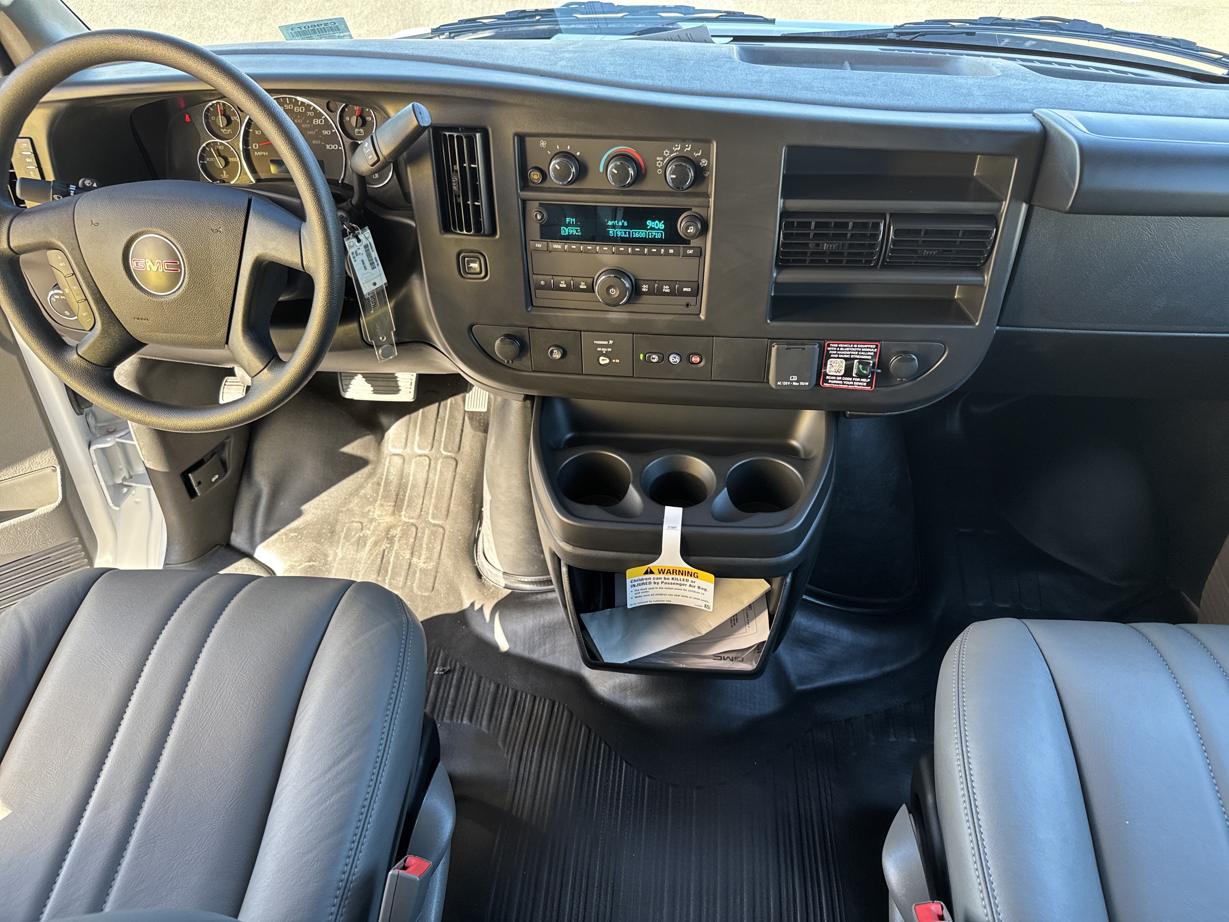 New 2025 GMC Savana 2500 w/ Driver Convenience Package RWD image 25