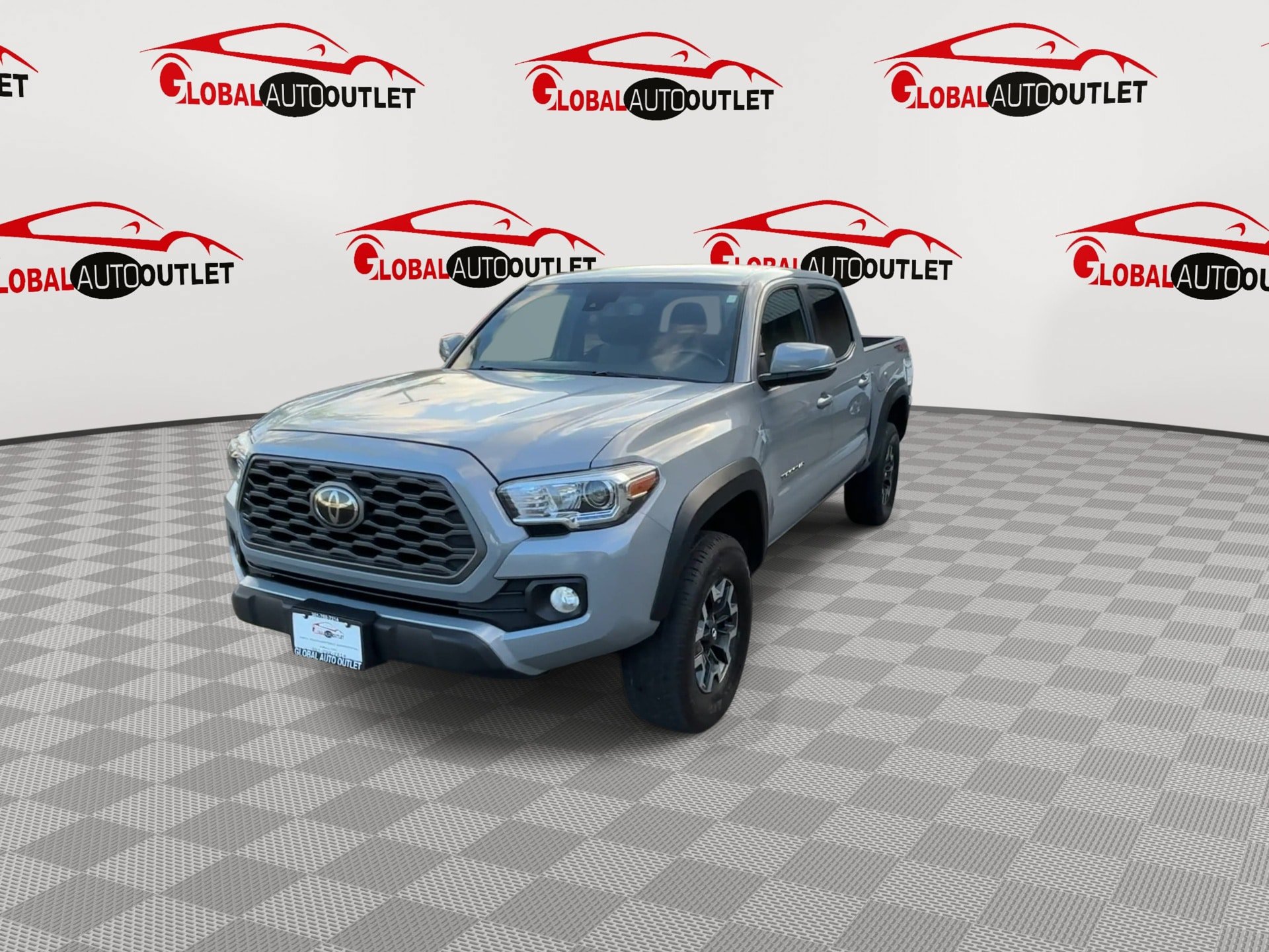 Used 2021 Toyota Tacoma TRD Off-Road AWD/4WD image 4
