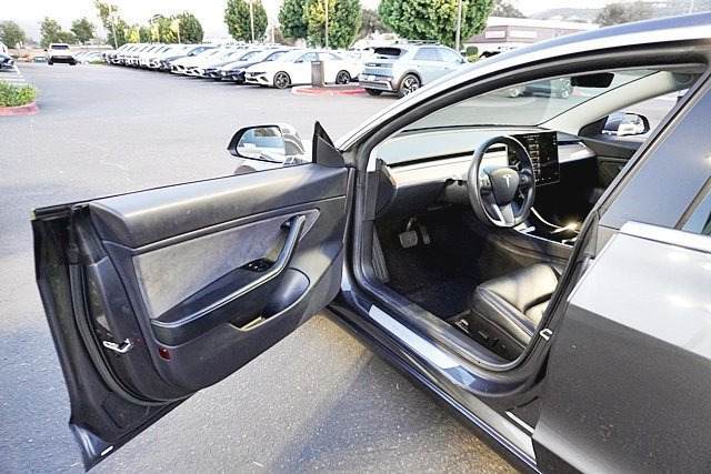 Used 2019 Tesla Model 3 Mid Range RWD image 51