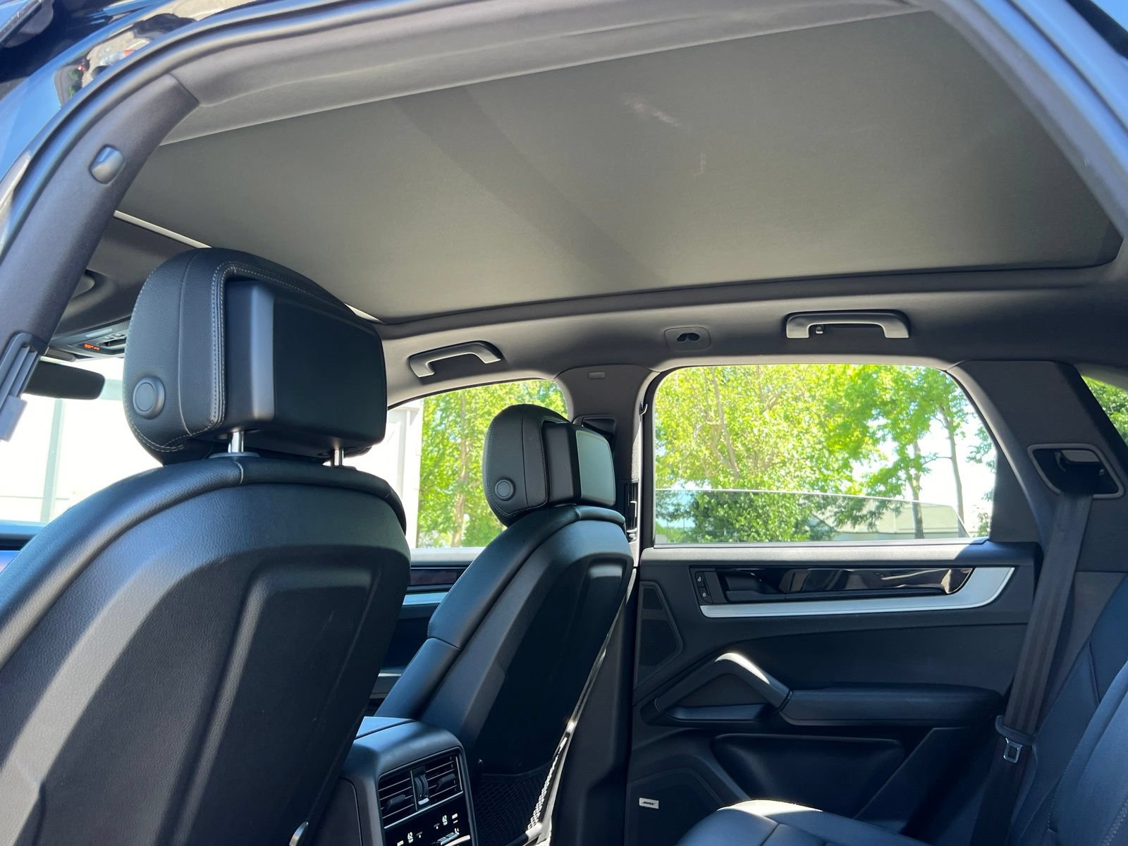 Certified 2025 Porsche Cayenne E-Hybrid AWD/4WD image 23