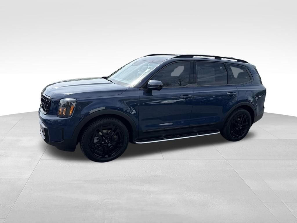 Used 2024 Kia Telluride SX X-Line AWD/4WD image 2