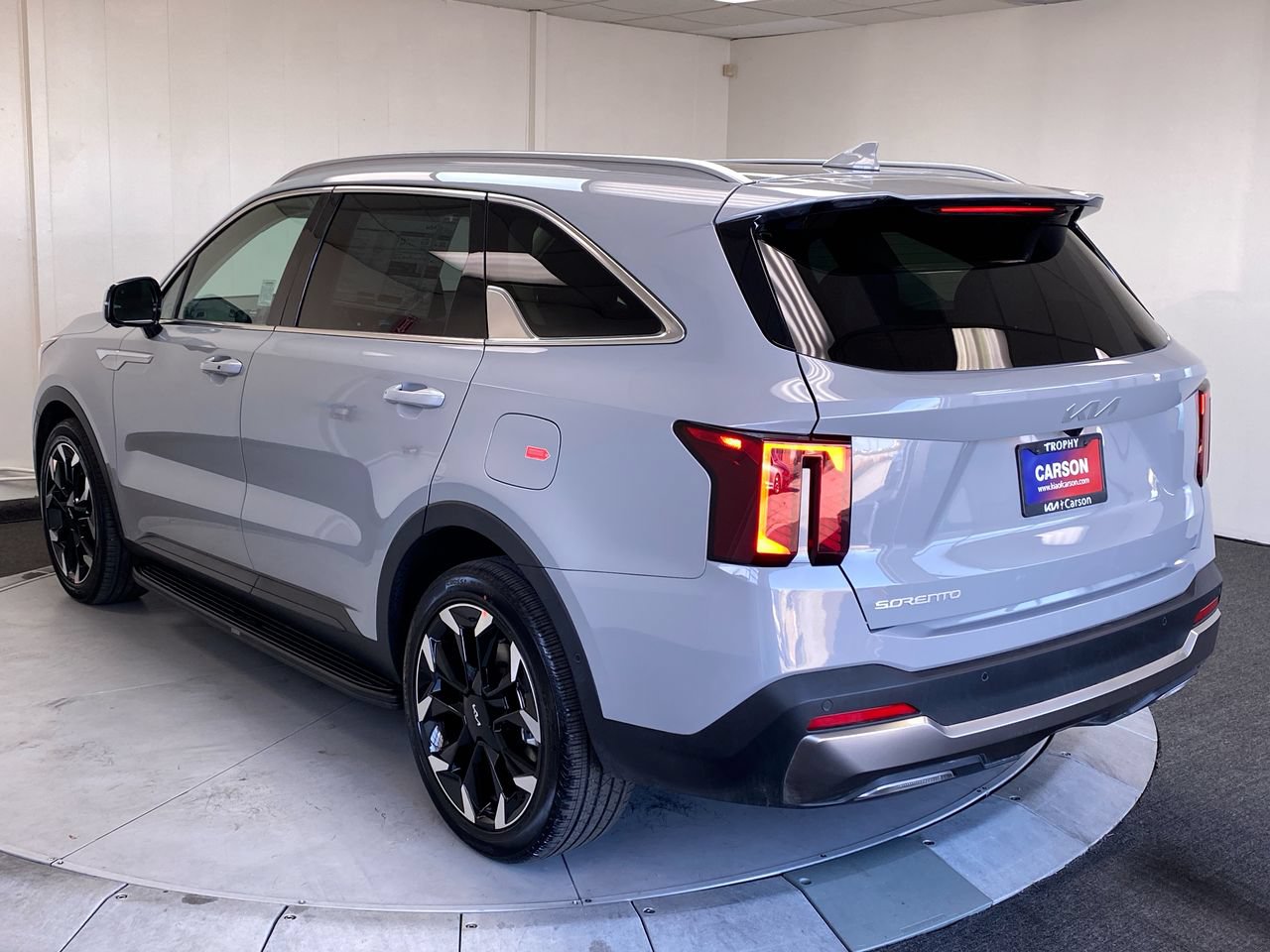 New 2026 Kia Sorento SX FWD image 3