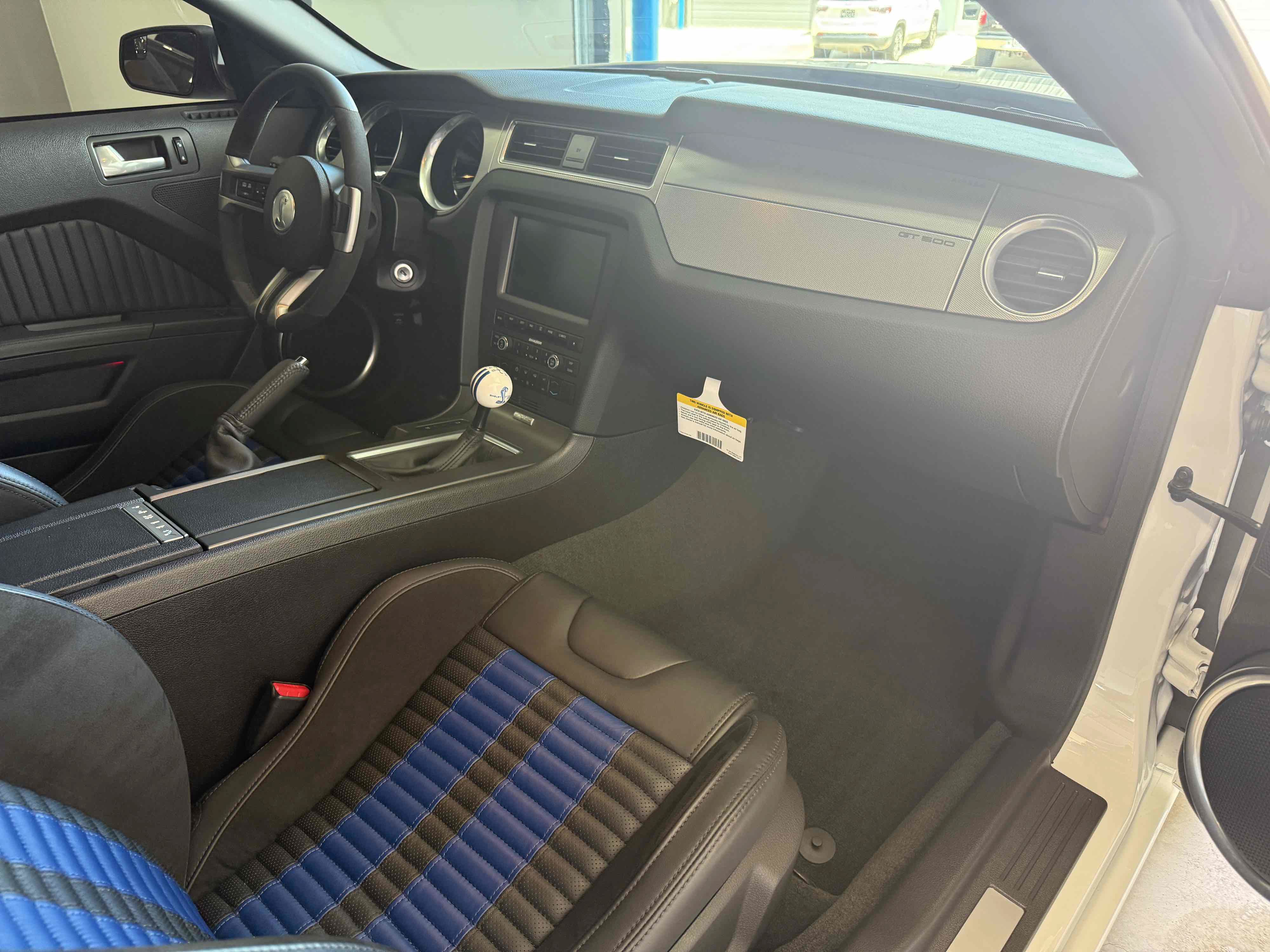 Used 2014 Ford Mustang Shelby GT500 w/ Equipment Group 821A RWD image 2