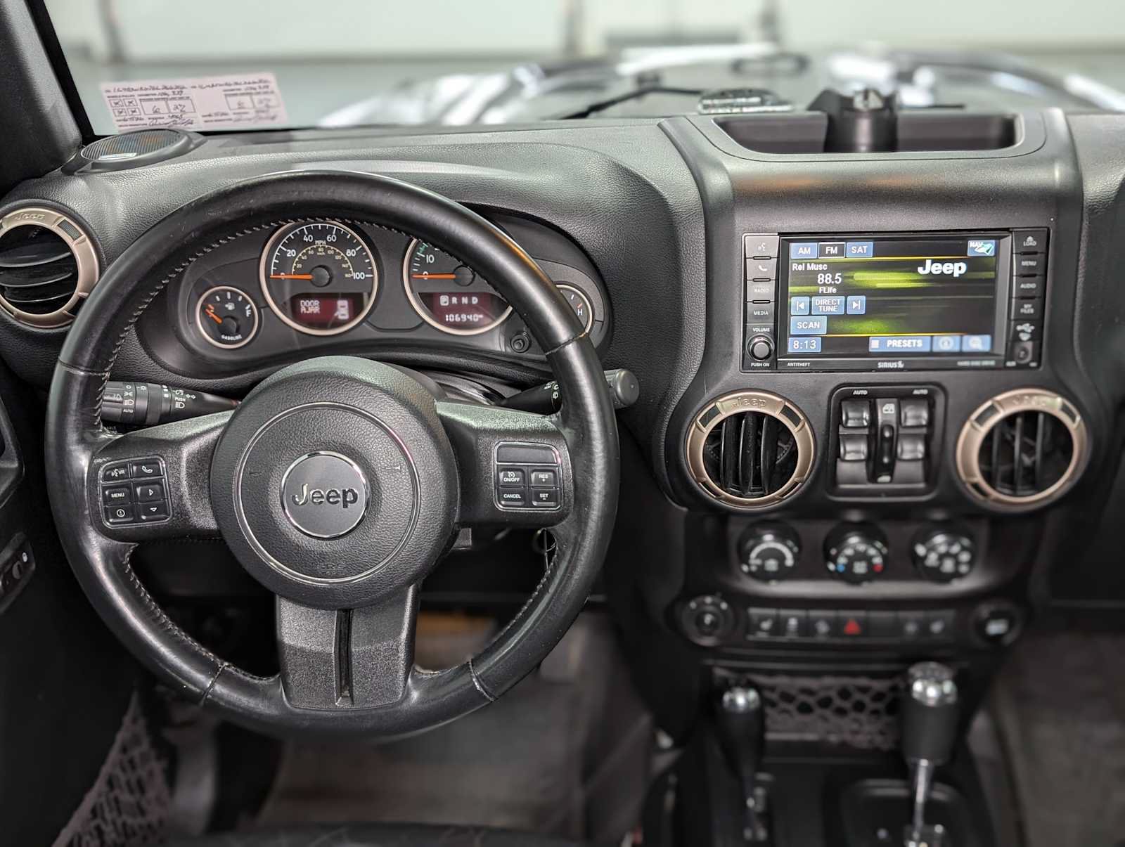 Used 2016 Jeep Wrangler Unlimited Sahara AWD/4WD image 5