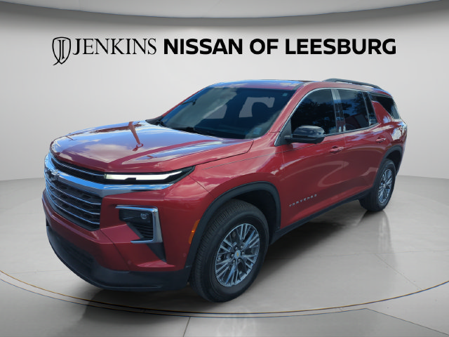 Used 2024 Chevrolet Traverse LT w/ Enhanced Driving Package FWD image 14