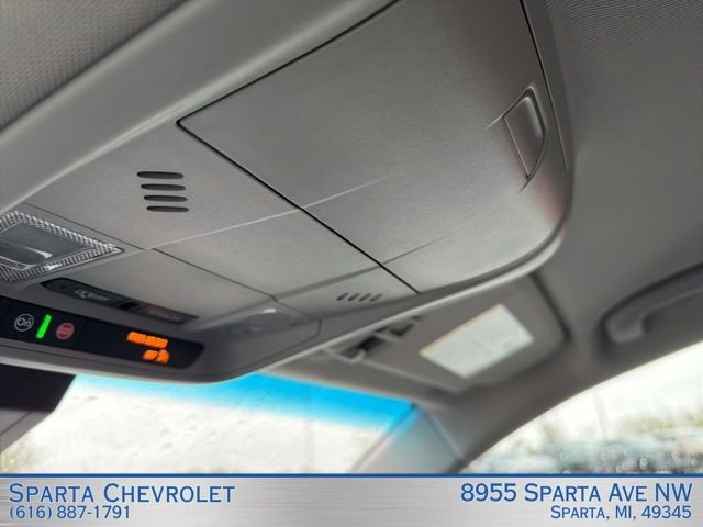 Used 2024 Chevrolet Equinox LT w/ LPO, Floor Liner Package FWD image 18