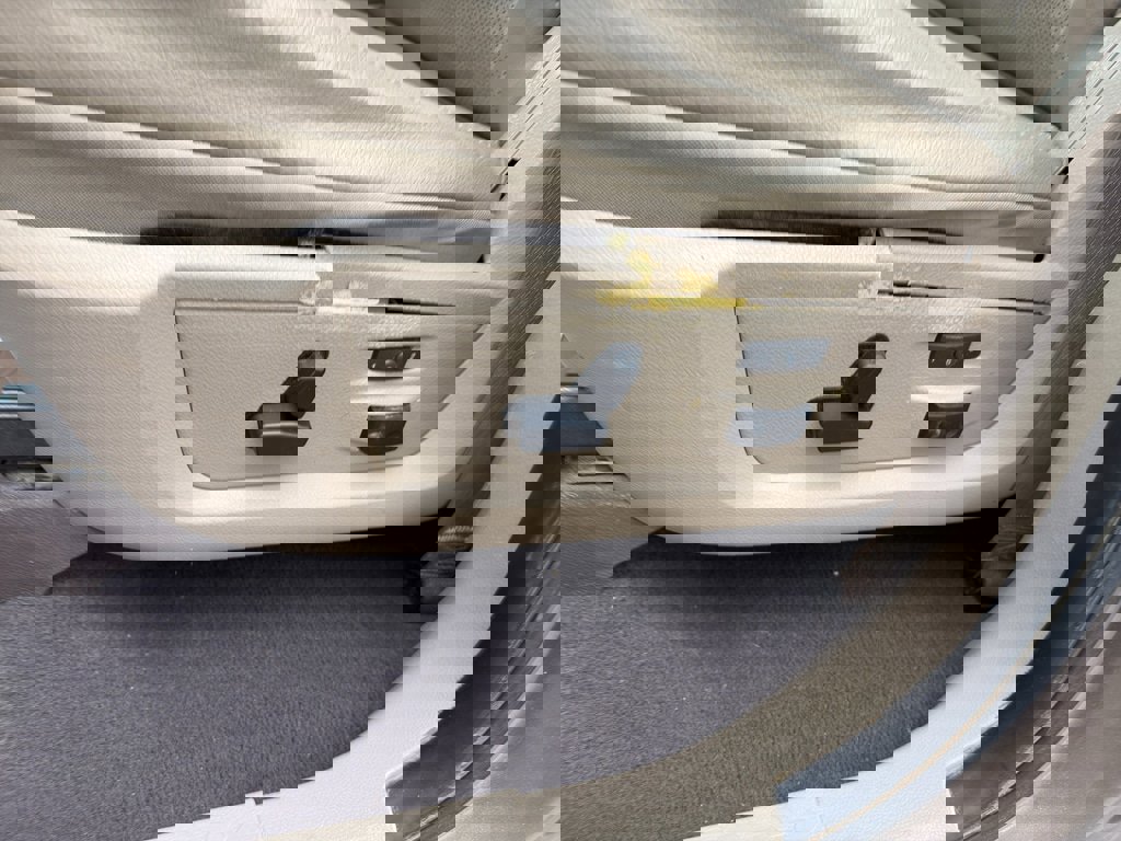 Used 2009 Dodge Ram 1500 Truck Laramie AWD/4WD image 16