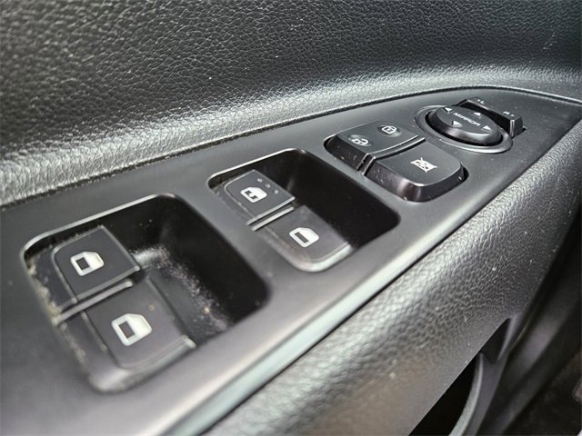 Used 2023 Kia Rio LX image 30