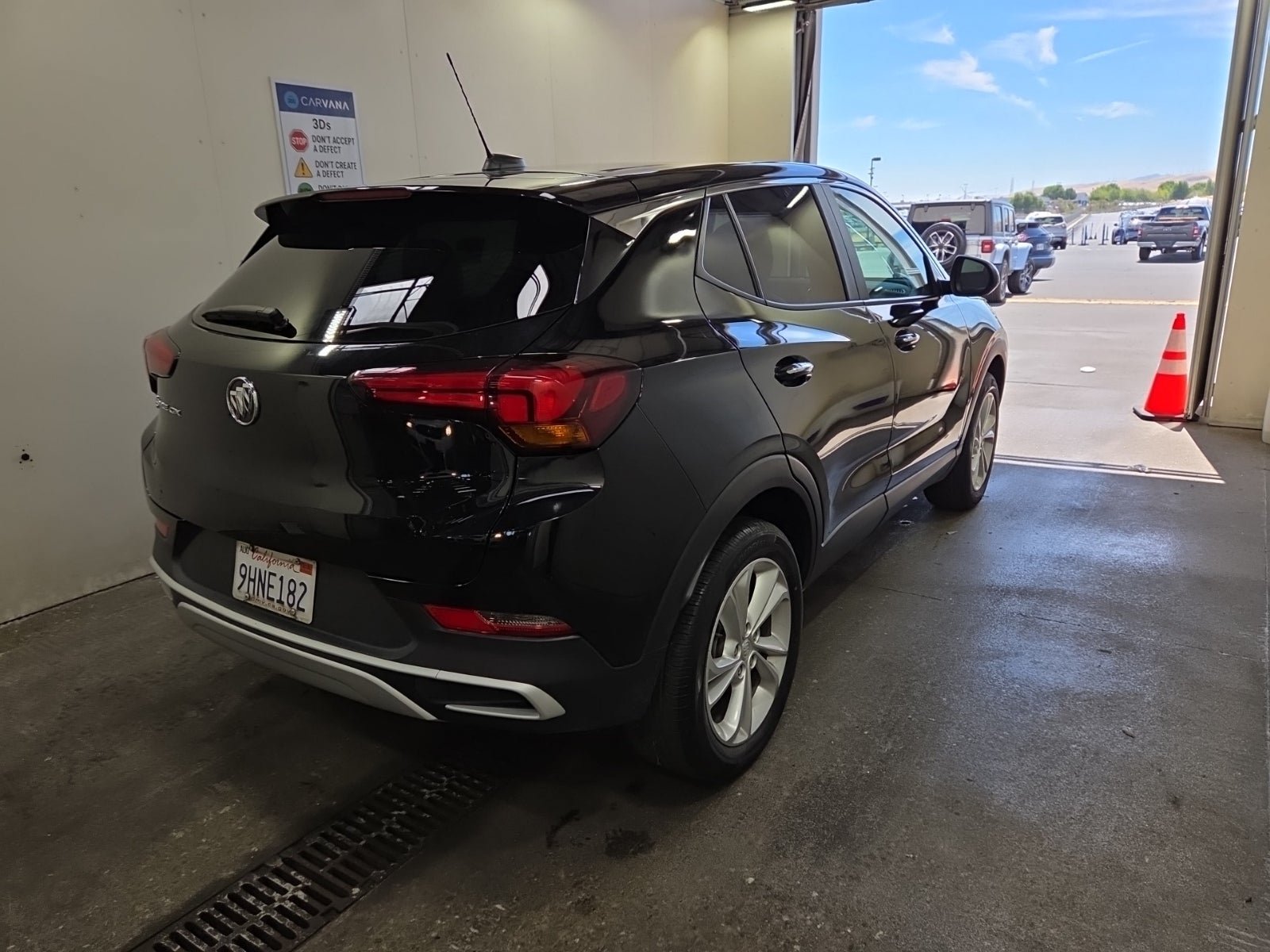 Used 2023 Buick Encore GX Preferred w/ Cold Weather Comfort Package AWD/4WD image 6
