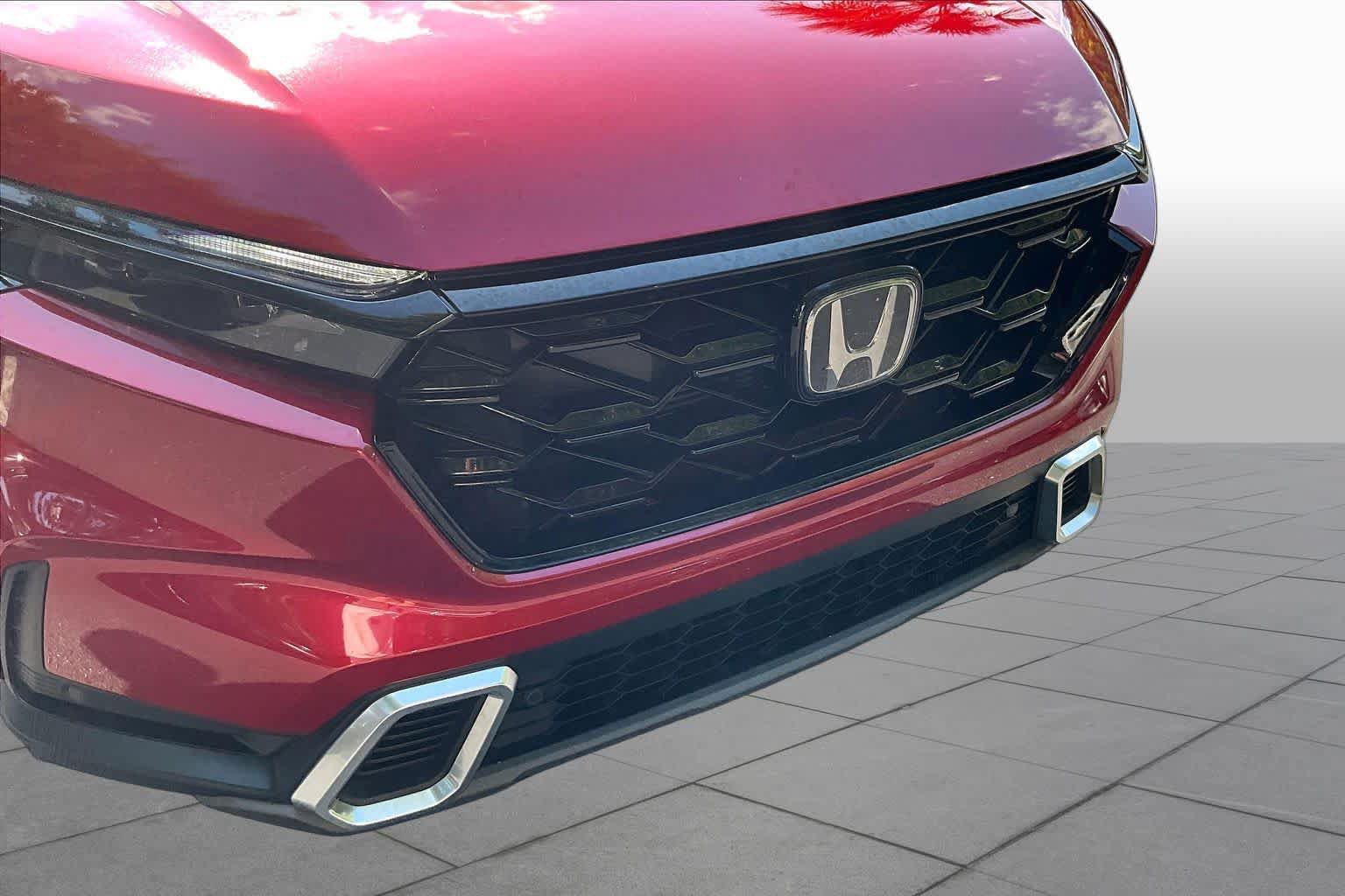 Used 2024 Honda CR-V Sport Touring image 30
