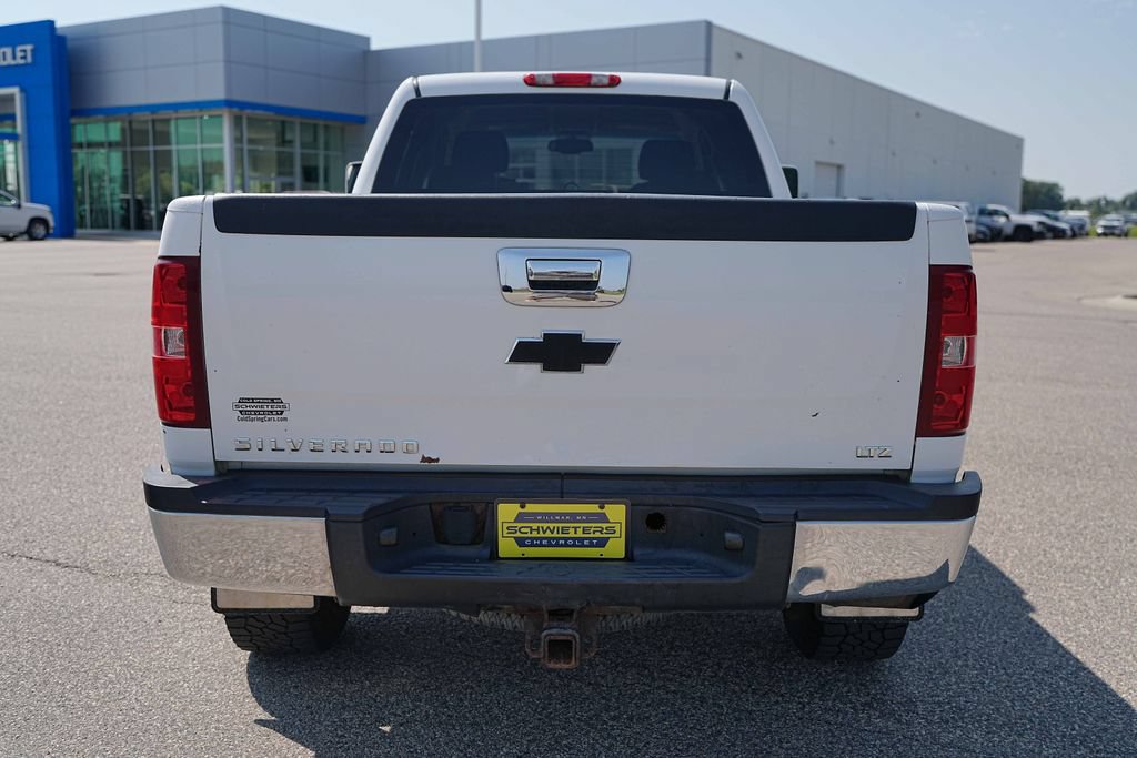 Used 2008 Chevrolet Silverado 2500 LTZ w/ Suspension Package, Off-Road AWD/4WD image 7