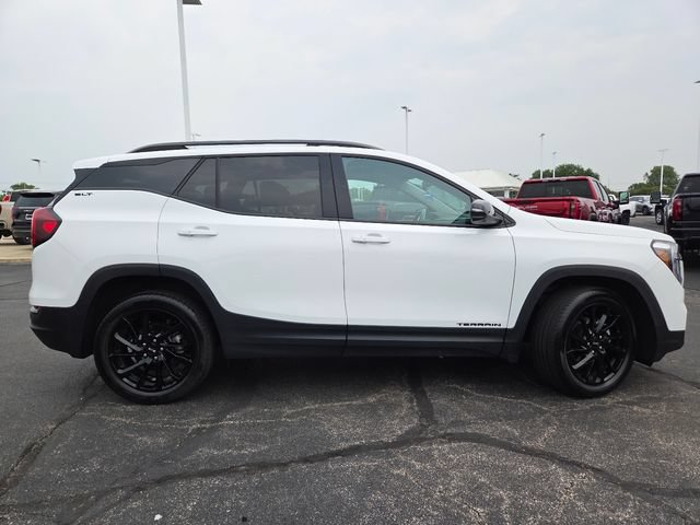 Used 2023 GMC Terrain SLT w/ Tech Package AWD/4WD image 19