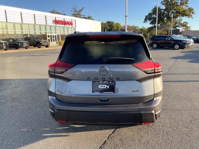 New 2027 Nissan Rogue SV AWD/4WD image 5