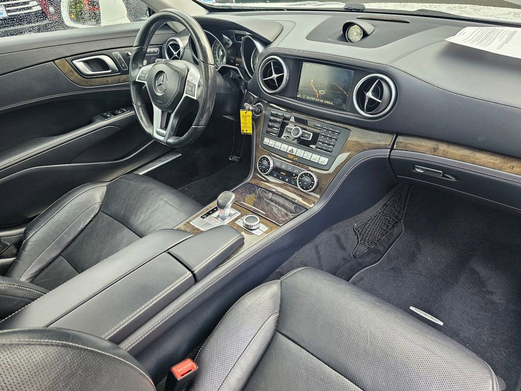 Used 2016 Mercedes-Benz SL 400 image 26