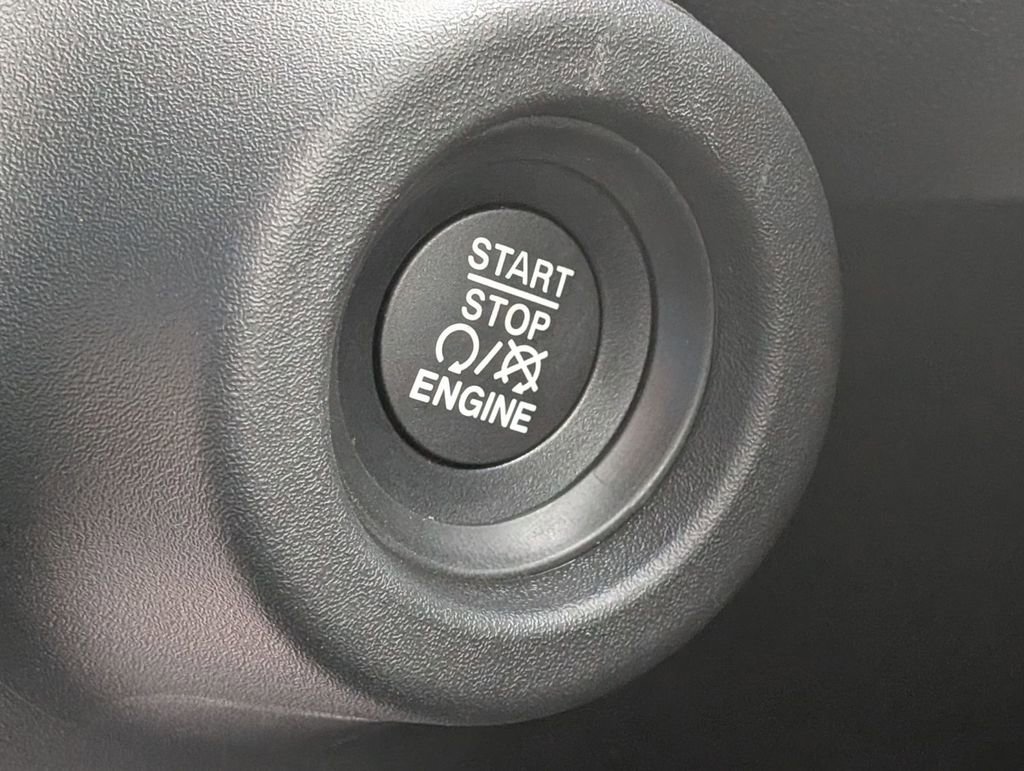 Used 2024 RAM ProMaster 2500 FWD image 28