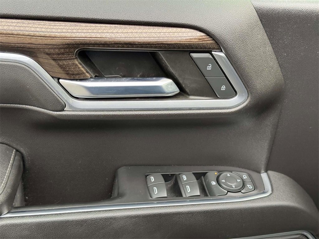 Used 2022 Chevrolet Silverado 1500 RST w/ Redline Edition image 18