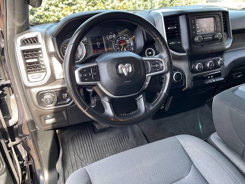 Used 2021 RAM 1500 Big Horn image 10