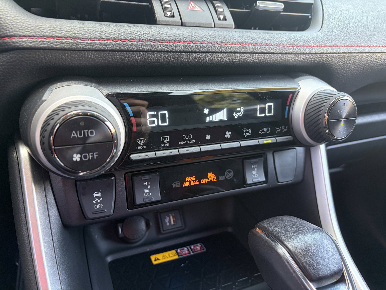 Used 2023 Toyota RAV4 XSE w/ Weather Package AWD/4WD image 19