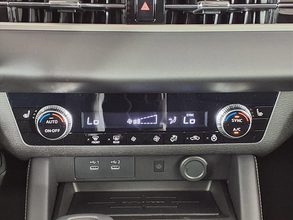 New 2026 Mitsubishi Outlander SE FWD image 17