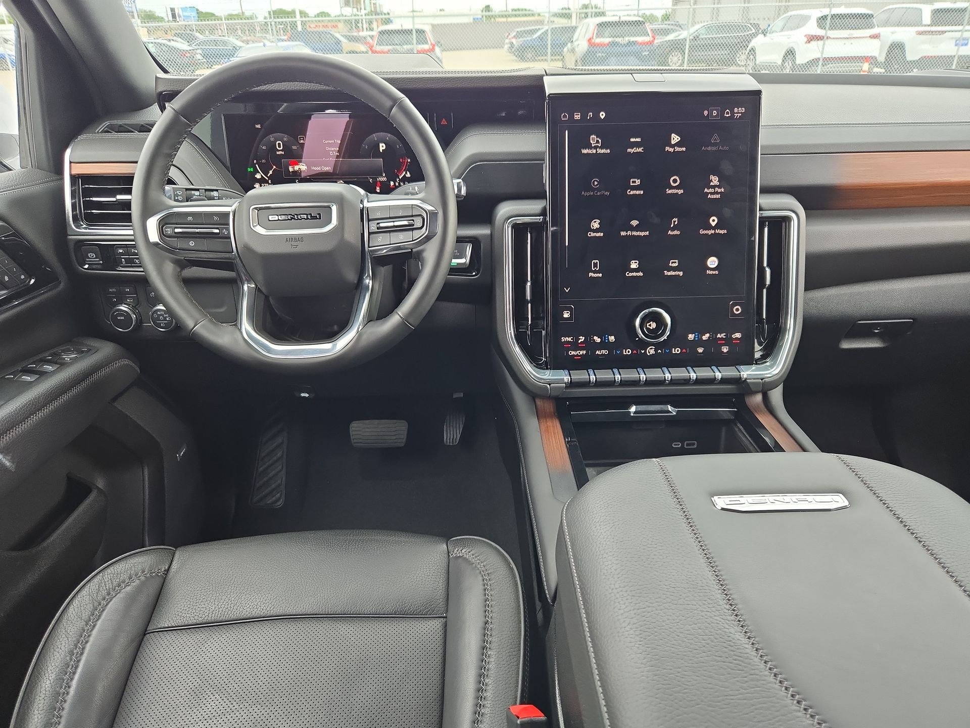 Used 2025 GMC Yukon XL Denali AWD/4WD image 29