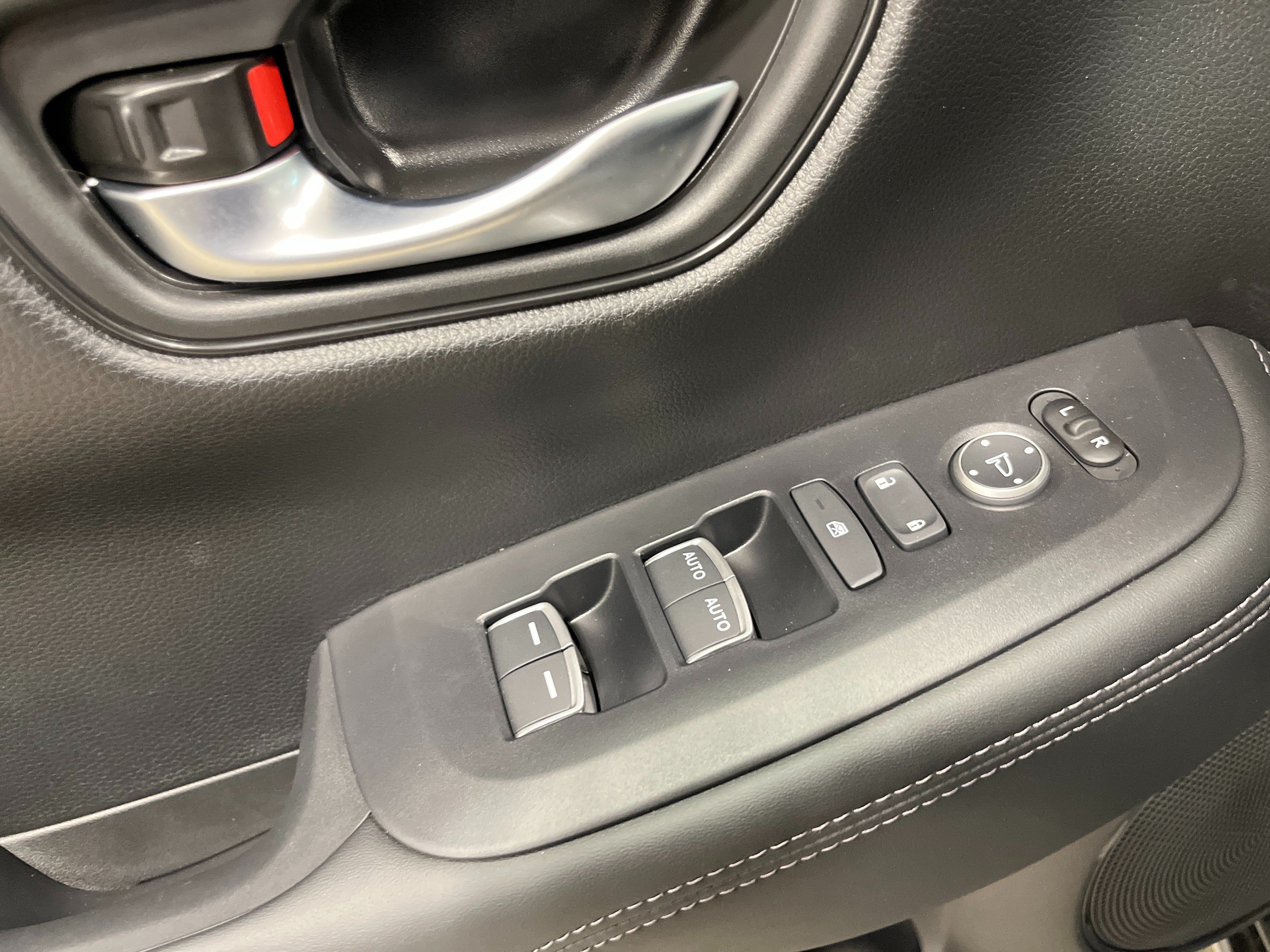 New 2027 Honda HR-V EX-L image 18