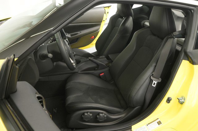 Used 2024 Nissan Z Performance w/ Floor Mat Package RWD image 24