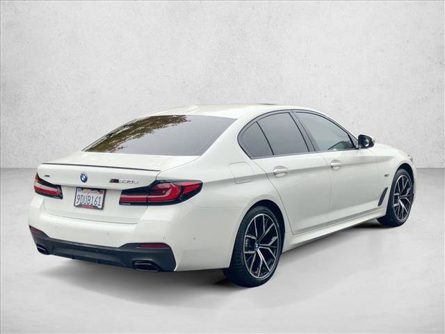 Used 2023 BMW 530e xDrive w/ Executive Package image 5