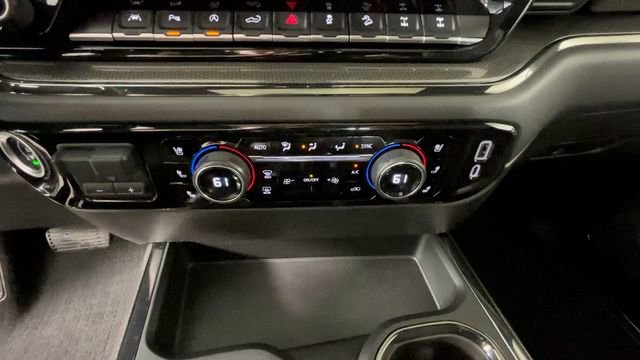Used 2022 Chevrolet Silverado 1500 ZR2 w/ Technology Package AWD/4WD image 30