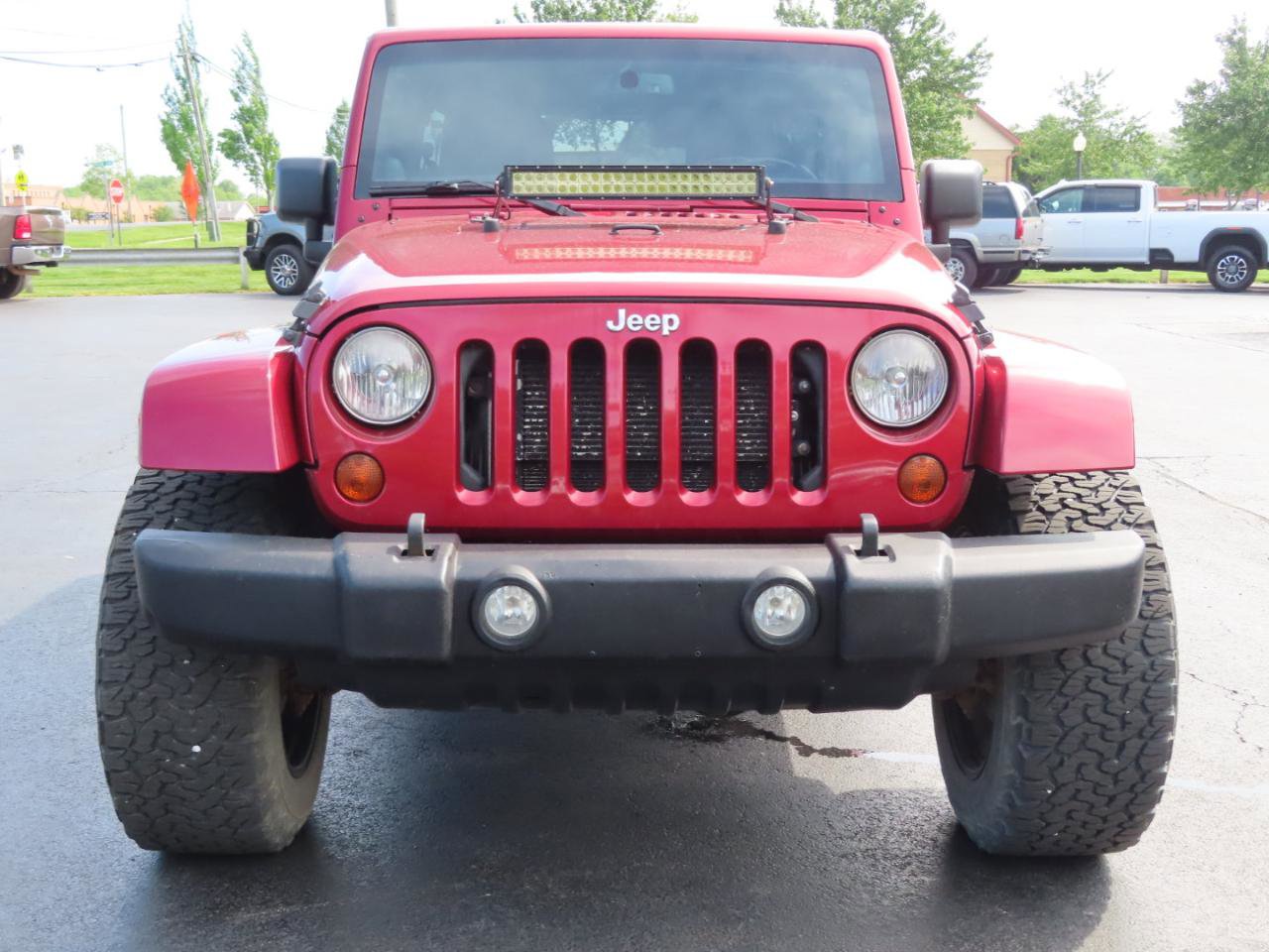 Used 2013 Jeep Wrangler Unlimited Rubicon w/ Dual Top Group AWD/4WD image 9
