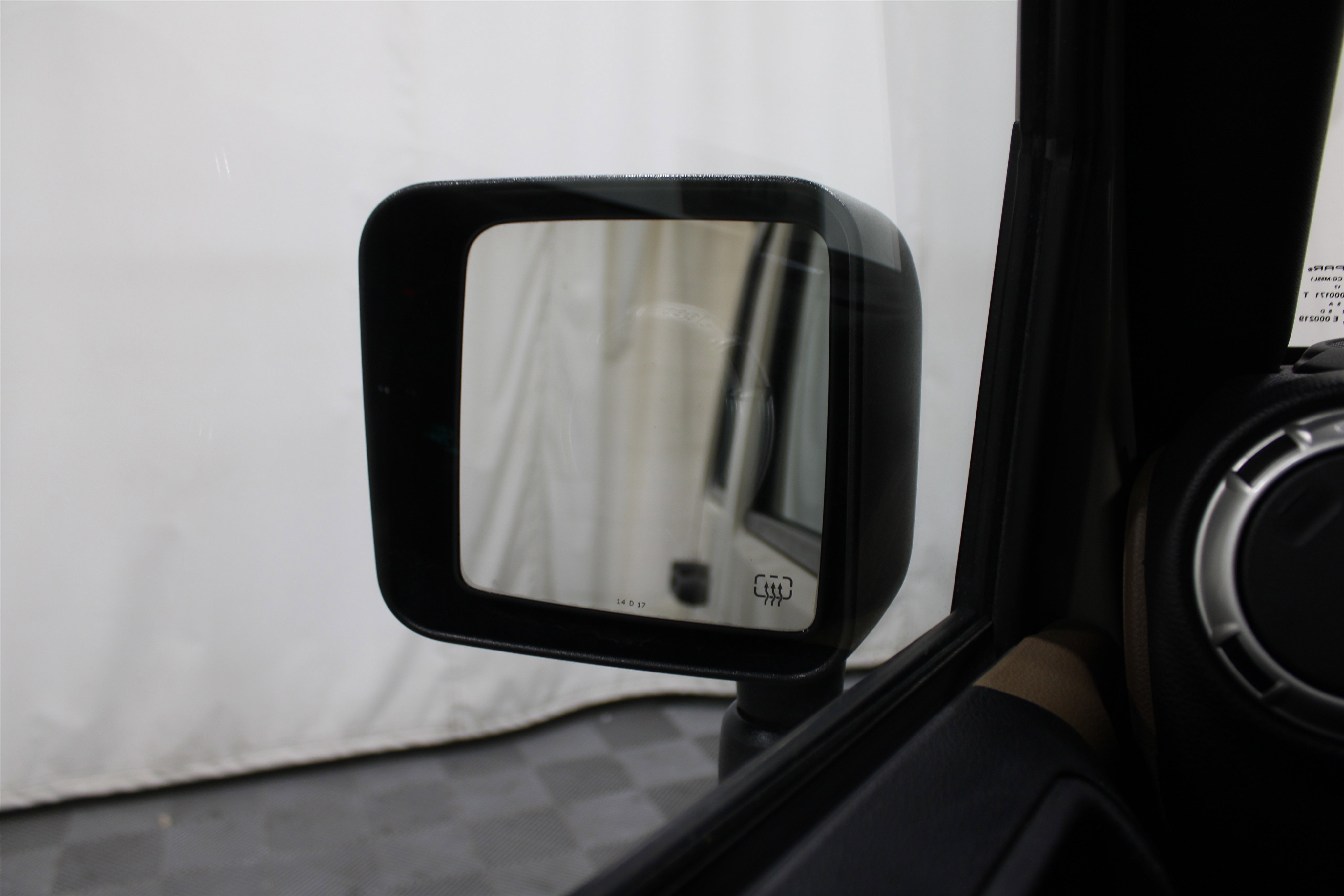 Used 2018 Jeep Wrangler Unlimited Sahara image 9